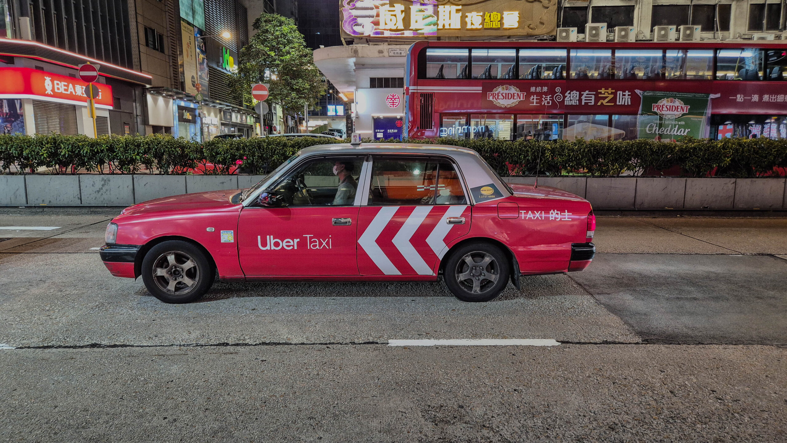Erster Schock in Hongkong, lange Bahnfahrt, Ankunft, Chaos & Street Fotografie | China Reise Tag 10